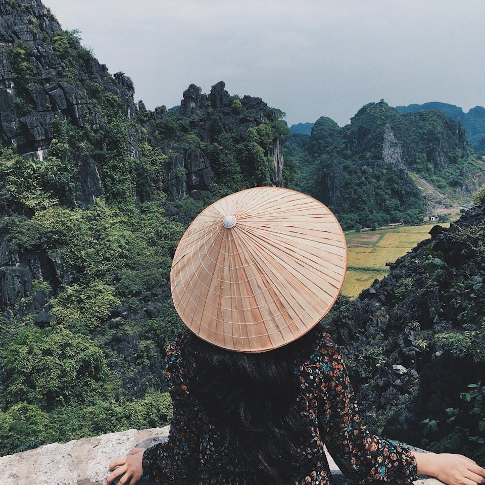 Vietnam - 5G Local-Number eSIM by MobiFone (Calls & SMS)